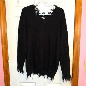 ✨$8!✨GeeGee Black V-Neck Distressed Frayed Hem Rib Knit Sweater